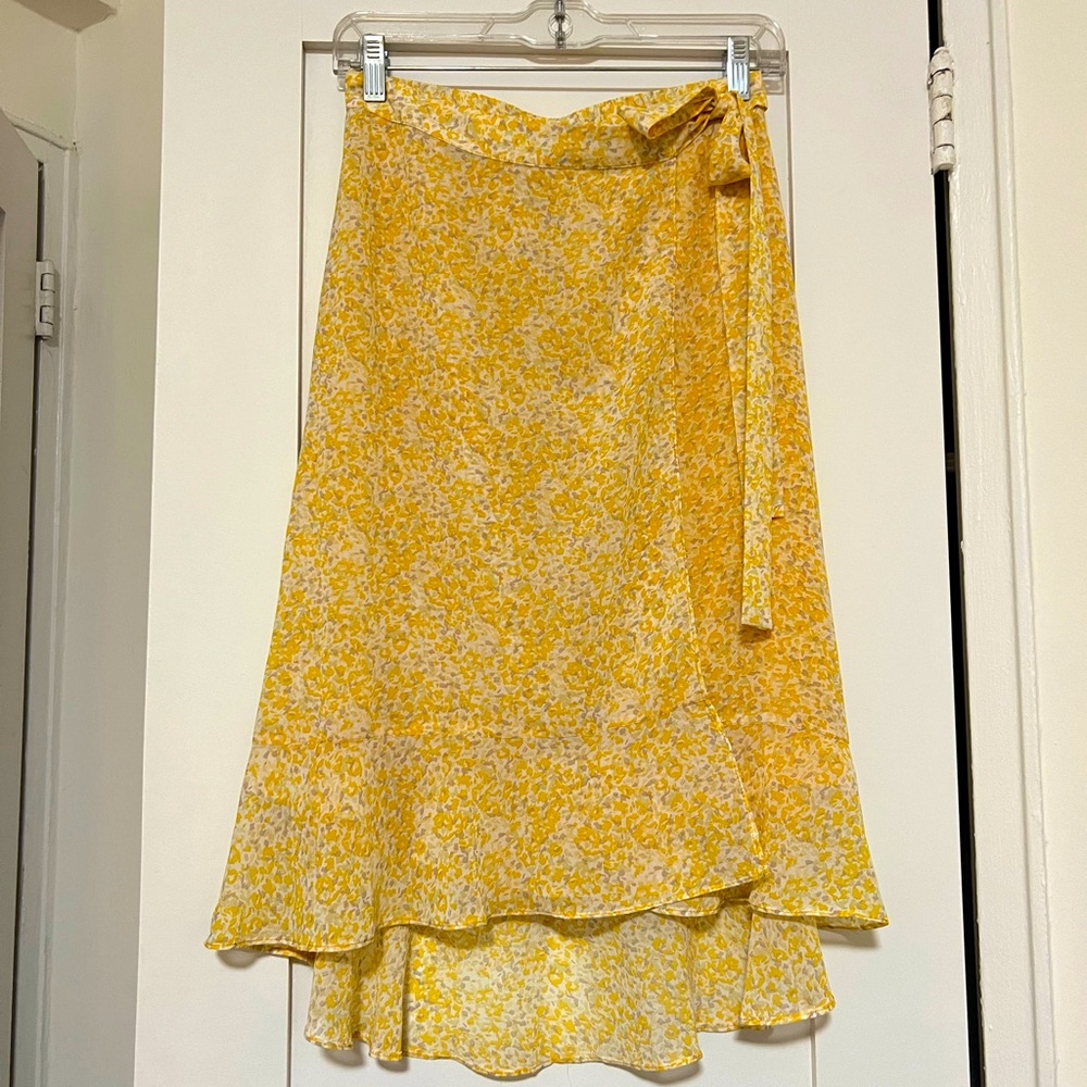 Floral wrap yellow skirt